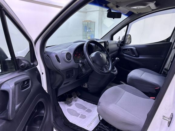 Peugeot Partner, 1.6 л, МТ, 2013 фото 9