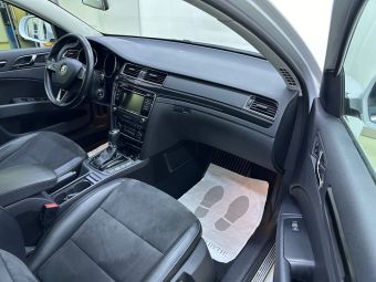 Skoda Superb, 2.0 л, РКПП, 2014 фото 16