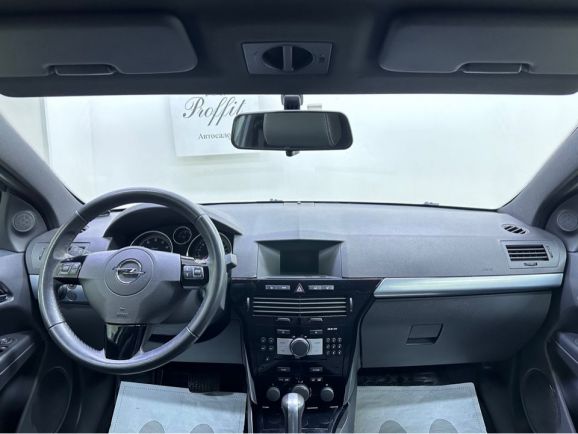 Opel Astra, 1.8 л, АТ, 2010 фото 15