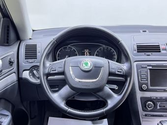 Skoda Octavia Elegance, 1.8 л, АКПП, 2013 фото 9