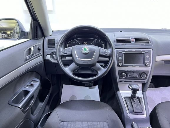 Skoda Octavia Elegance, 1.8 л, АТ, 2013 фото 13