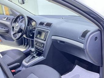 Skoda Octavia Elegance, 1.8 л, АКПП, 2013 фото 18