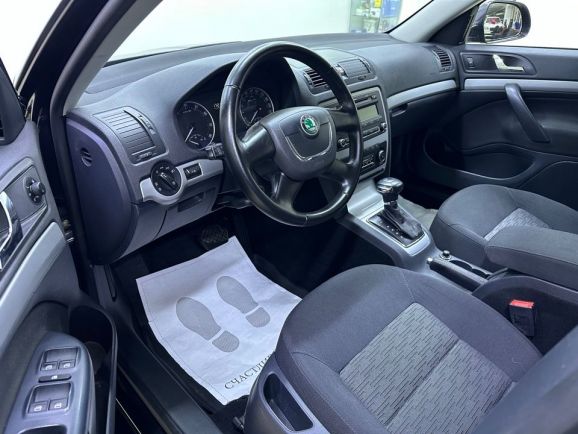 Skoda Octavia Ambition, 1.6 л, АТ, 2012 фото 9
