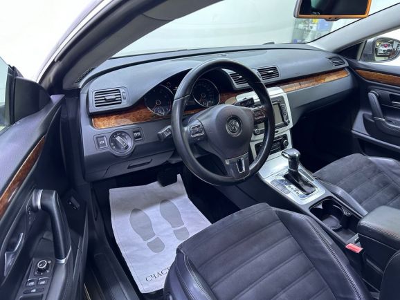 Volkswagen Passat CC, 1.8 л, Робот, 2010 фото 11