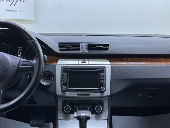 Volkswagen Passat CC, 1.8 л, Робот, 2010 фото 16