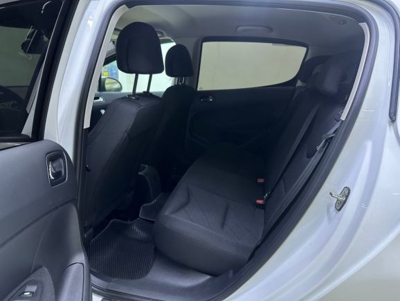 Peugeot 308, 1.6 л, АТ, 2009 фото 1