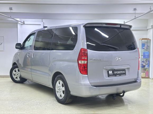 Hyundai Grand Starex, 2.5 л, АТ, 2011 фото 8