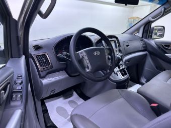 Hyundai Grand Starex, 2.5 л, АКПП, 2011 фото 9