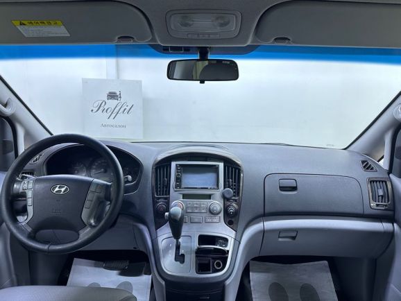 Hyundai Grand Starex, 2.5 л, АТ, 2011 фото 11