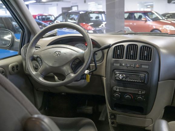Dodge Caravan, 2.4 л, АТ, 2001 фото 13