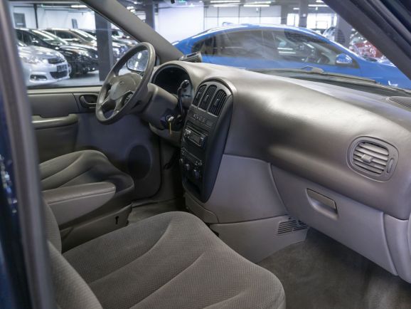 Dodge Caravan, 2.4 л, АТ, 2001 фото 2