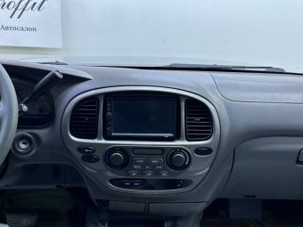 Toyota Sequoia, 4.7 л, АКПП, 2001 фото 12