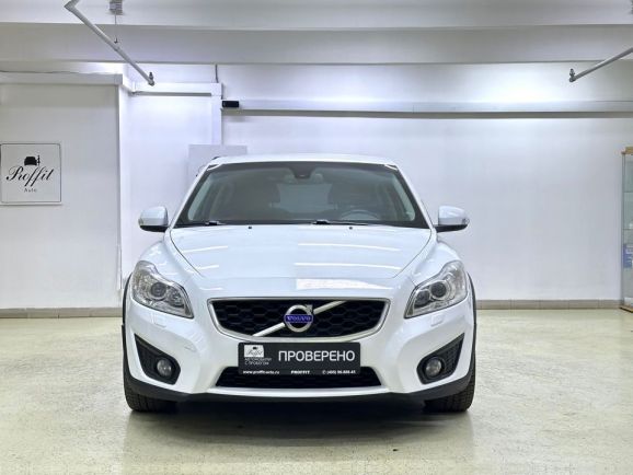 Volvo C30, 2.0 л, Робот, 2010 фото 4