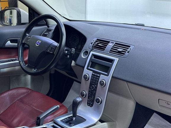 Volvo C30, 2.0 л, Робот, 2010 фото 14