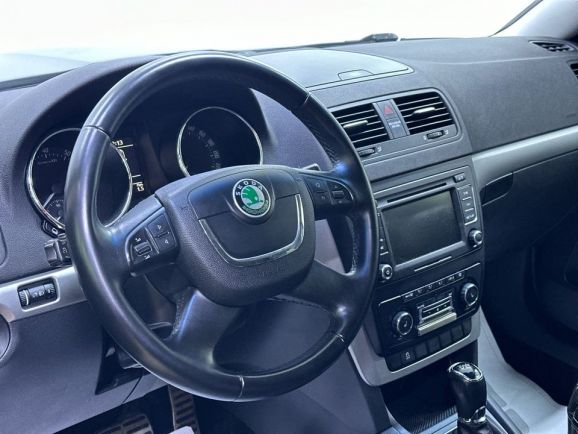 Skoda Yeti, 1.4 л, Робот, 2013 фото 11