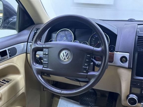 Volkswagen Touareg, 3.0 л, АТ, 2008 фото 12