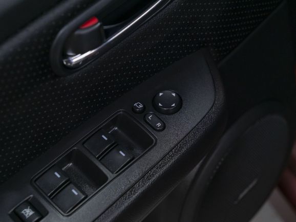 Mazda 6, 2.0 л, МТ, 2012 фото 11