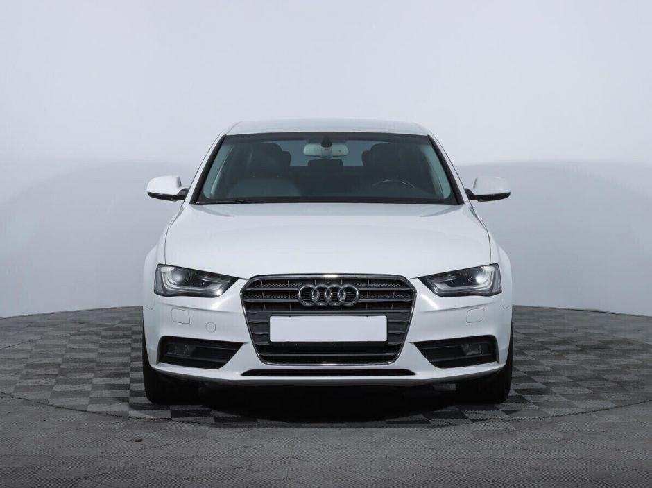 Audi A4, 1.8 л, Вариатор, 2014 фото 4