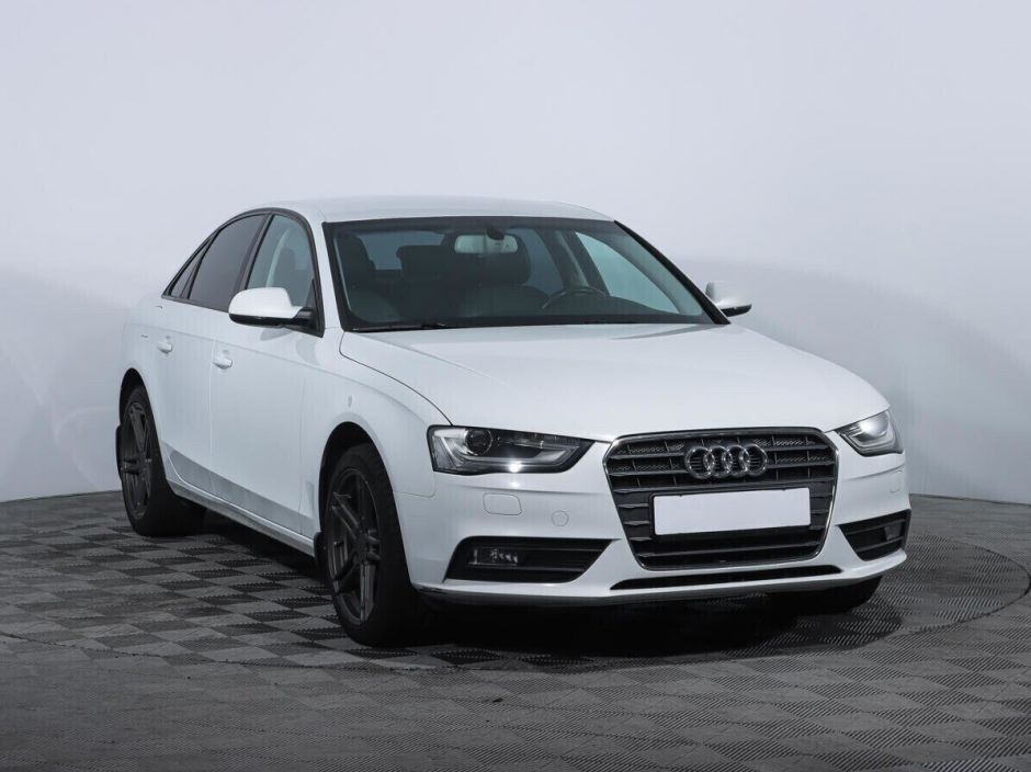 Audi A4, 1.8 л, Вариатор, 2014 фото 5