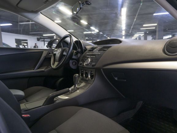 Mazda 3 Touring, 1.6 л, АТ, 2010 фото 2