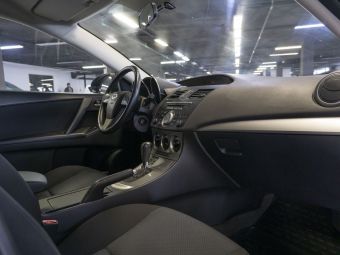 Mazda 3 Touring, 1.6 л, АКПП, 2010 фото 2