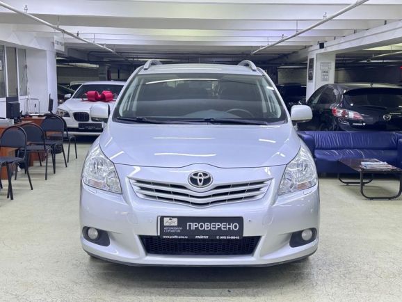 Toyota Verso, 1.8 л, Вариатор, 2012 фото 4