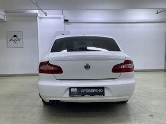 Skoda Superb, 1.8 л, АКПП, 2013 фото 7