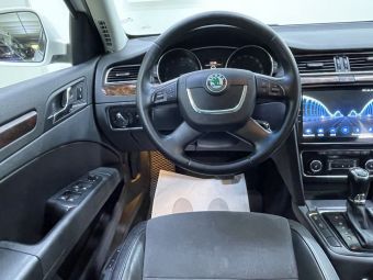 Skoda Superb, 1.8 л, АКПП, 2013 фото 10
