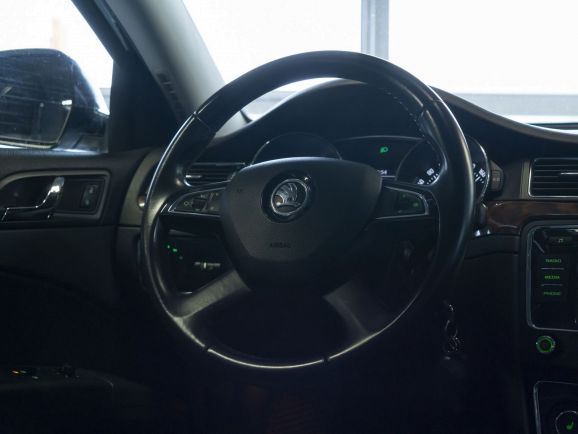 Skoda Superb Elegance, 1.8 л, Робот, 2014 фото 10