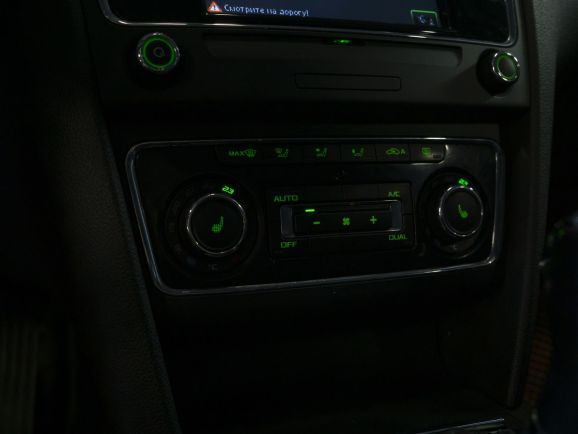 Skoda Superb Elegance, 1.8 л, Робот, 2014 фото 19