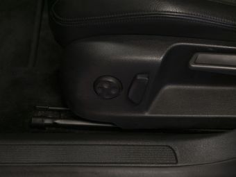 Volkswagen Passat Highline, 1.8 л, РКПП, 2010 фото 11