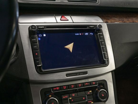 Volkswagen Passat Highline, 1.8 л, Робот, 2010 фото 18