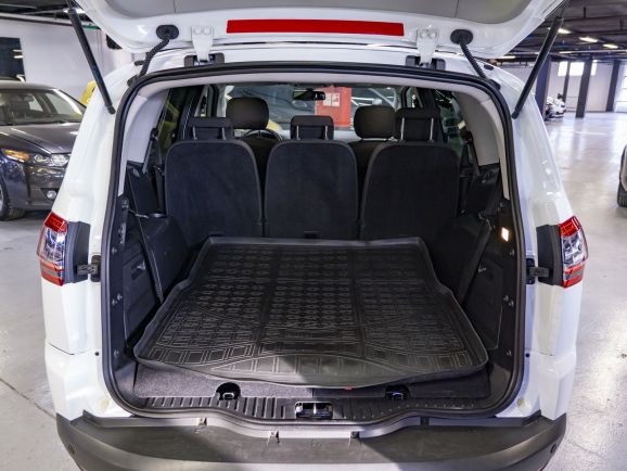 Ford S-MAX Titanium, 2.0 л, Робот, 2013 фото 9