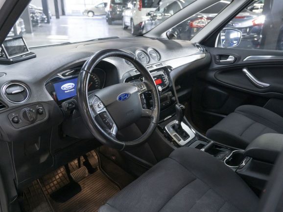 Ford S-MAX Titanium, 2.0 л, Робот, 2013 фото 11