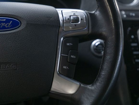 Ford S-MAX Titanium, 2.0 л, Робот, 2013 фото 18