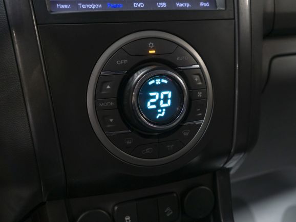 Chevrolet TrailBlazer LTZ, 2.8 л, АТ, 2014 фото 17