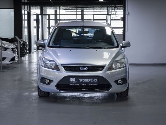 Ford Focus Titanium, 2.0 л, АТ, 2011 фото 4