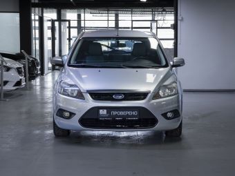 Ford Focus Titanium, 2.0 л, АКПП, 2011 фото 4