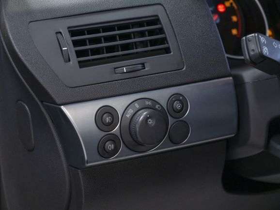 Opel Astra, 1.8 л, МТ, 2008 фото 11