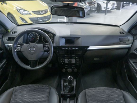 Opel Astra, 1.8 л, МТ, 2008 фото 15