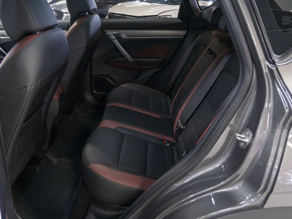 Geely Coolray, 1.5 л, Робот, 2023 фото 2