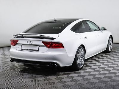 Audi A7, 2.8 л, РКПП, 2010 фото 6