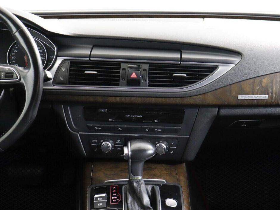 Audi A7, 2.8 л, Робот, 2010 фото 14