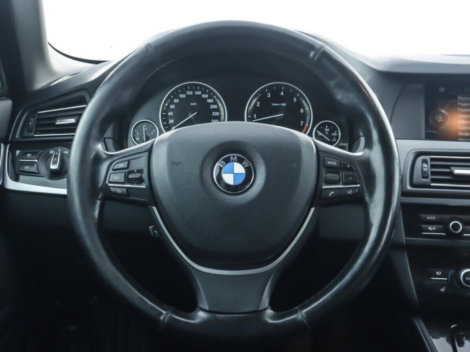BMW 5 серии, 2.0 л, АТ, 2012 фото 12