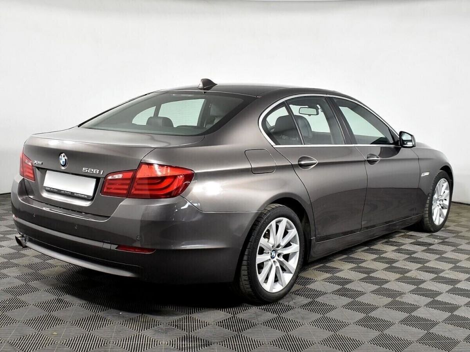 BMW 5 серии, 2.0 л, АТ, 2012 фото 6