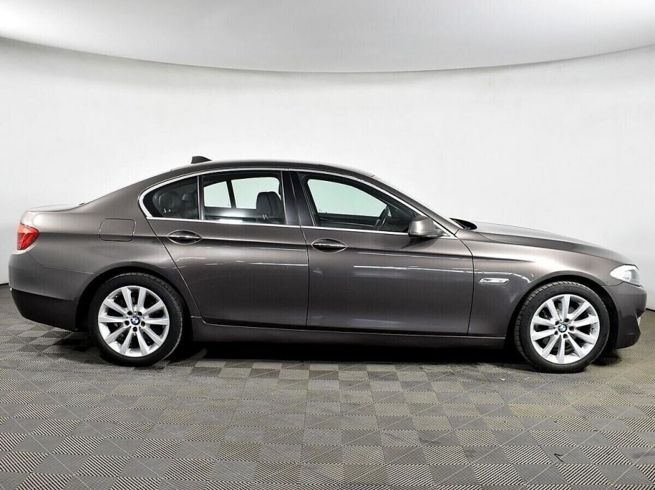 BMW 5 серии, 2.0 л, АТ, 2012 фото 10