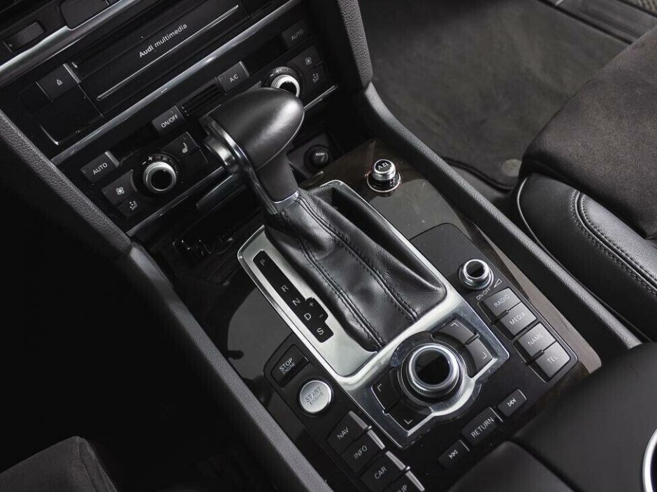 Audi Q7, 3.0 л, АТ, 2015 фото 13