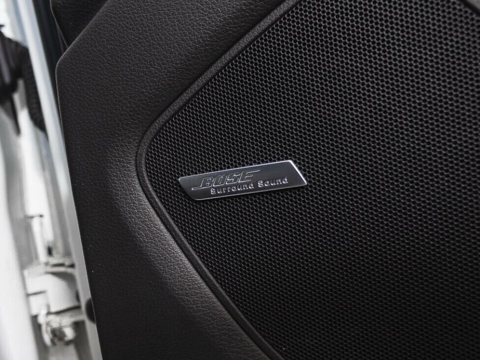 Audi Q7, 3.0 л, АТ, 2015 фото 2