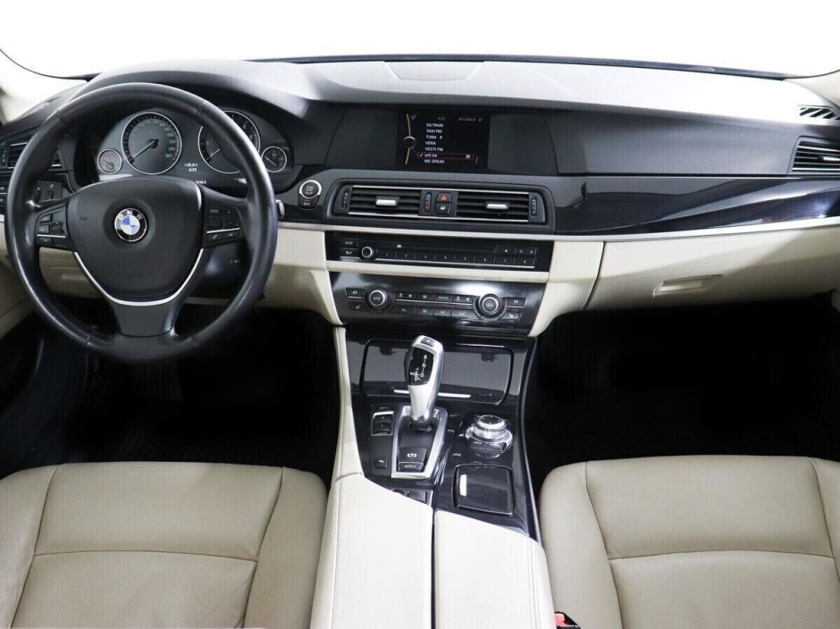BMW 5 серии, 2.0 л, АТ, 2011 фото 11