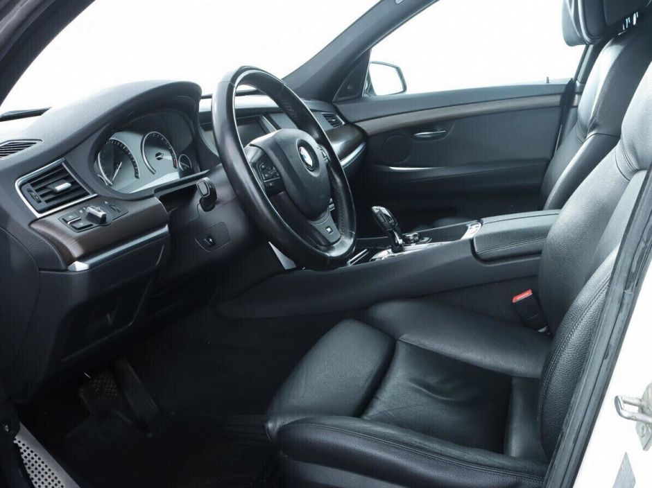 BMW 5 серии, 3.0 л, АТ, 2012 фото 9